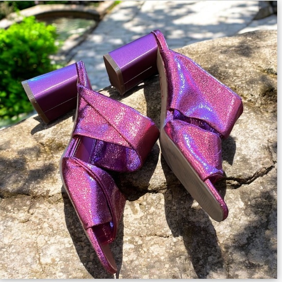 La Strada Pink Heeled Sandals - Picture 2 of 3